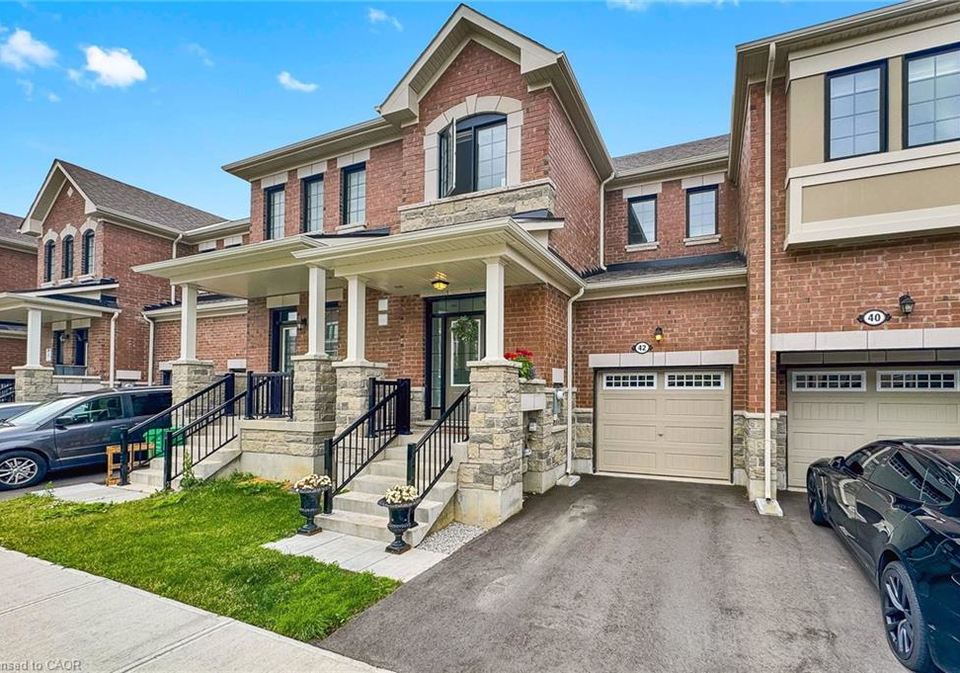 42-keppel-circle-brampton-ontario-40844251