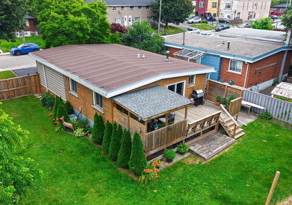 154-luscombe-street-hamilton-ontario-40844271
