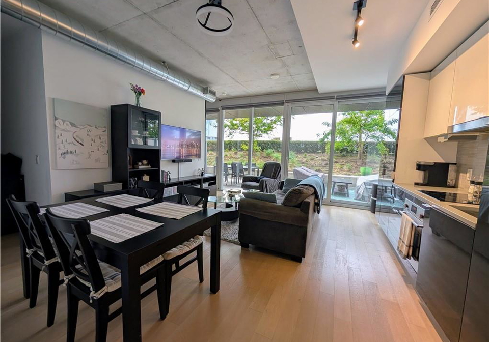 170-bayview-avenue-toronto-ontario-40844332
