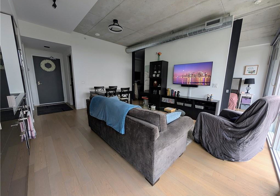 170-bayview-avenue-toronto-ontario-40844332