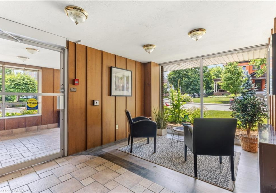 38-charlton-avenue-w-hamilton-ontario-40844338