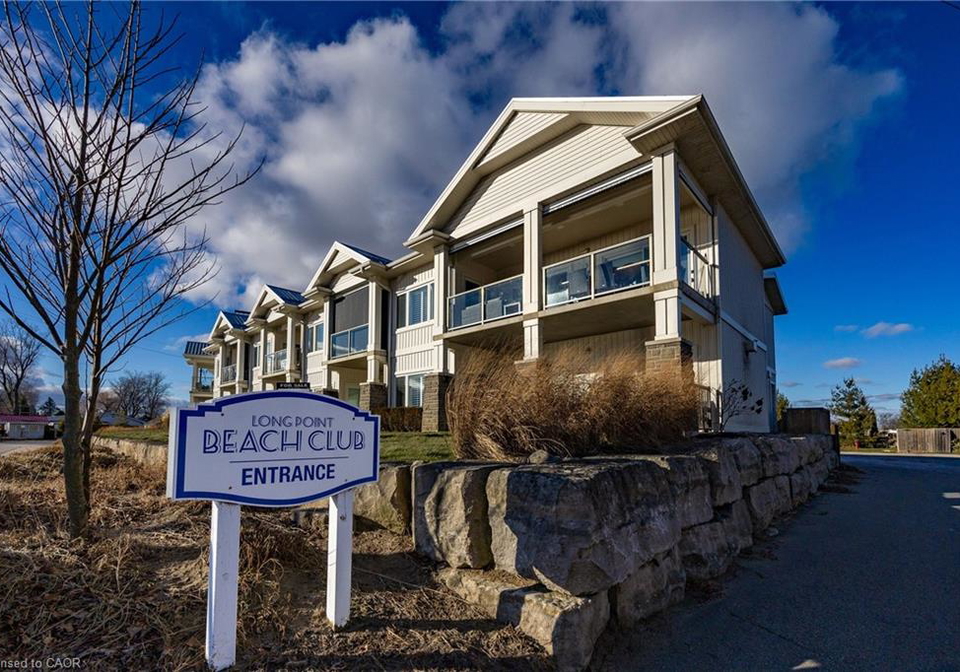 12-erie-boulevard-long-point-ontario-40844357