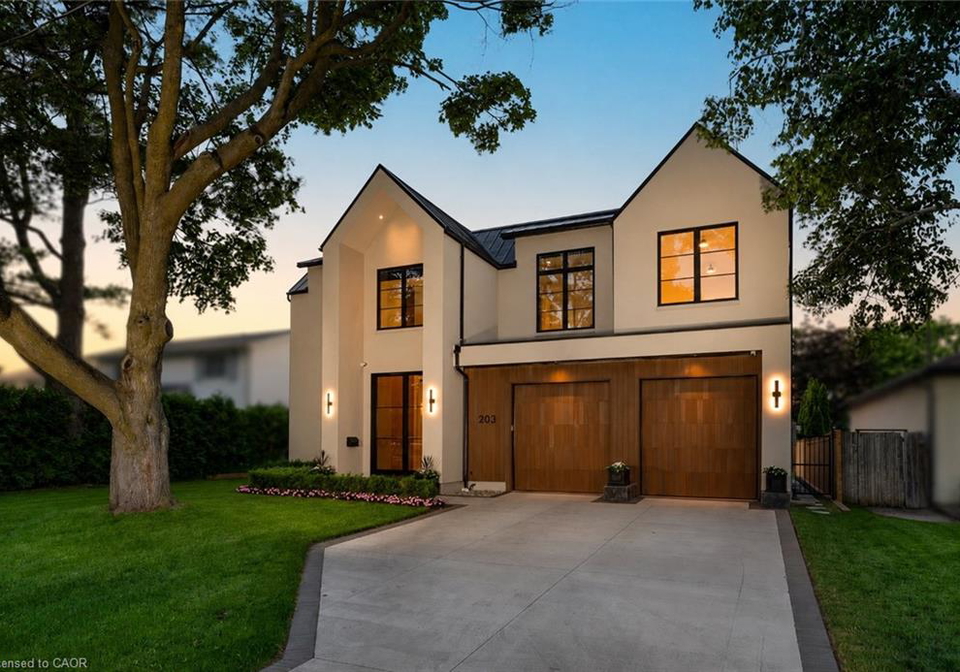 203-weybourne-road-oakville-ontario-40844360