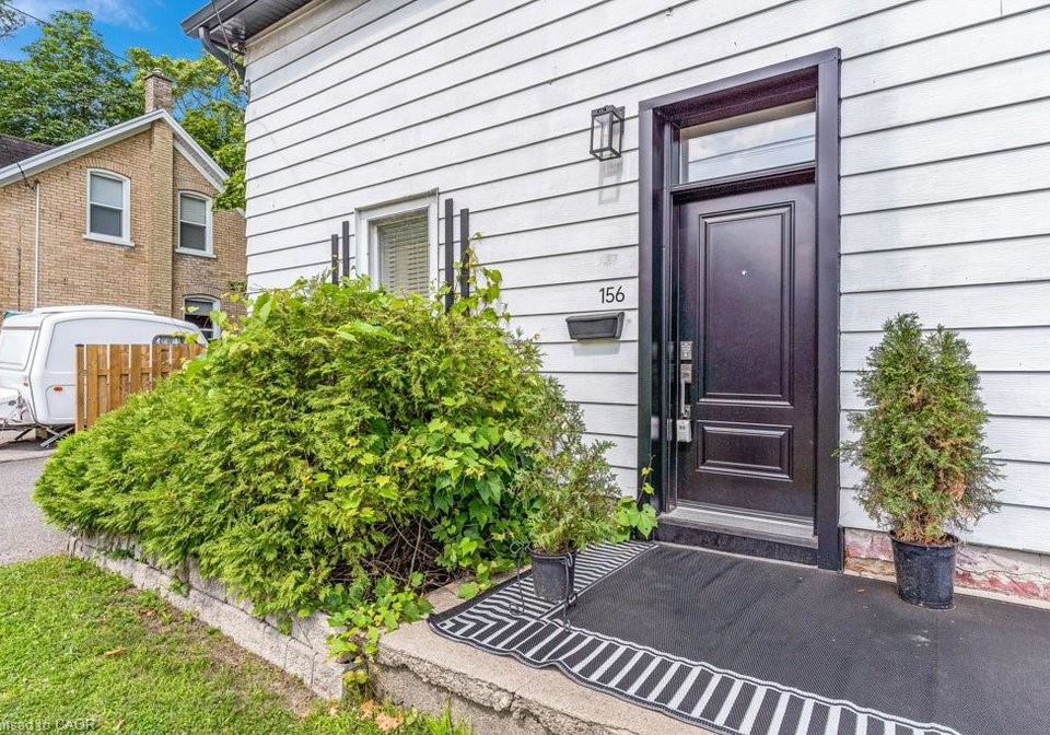 156-st-andrews-street-cambridge-ontario-40844374