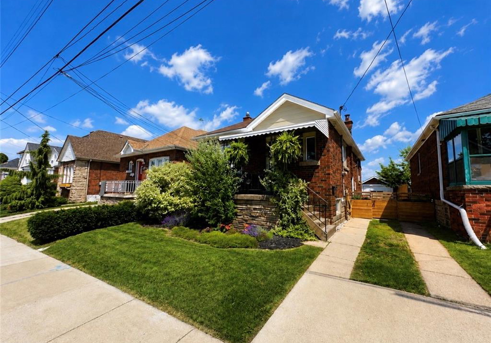 47-weir-street-s-hamilton-ontario-40844376