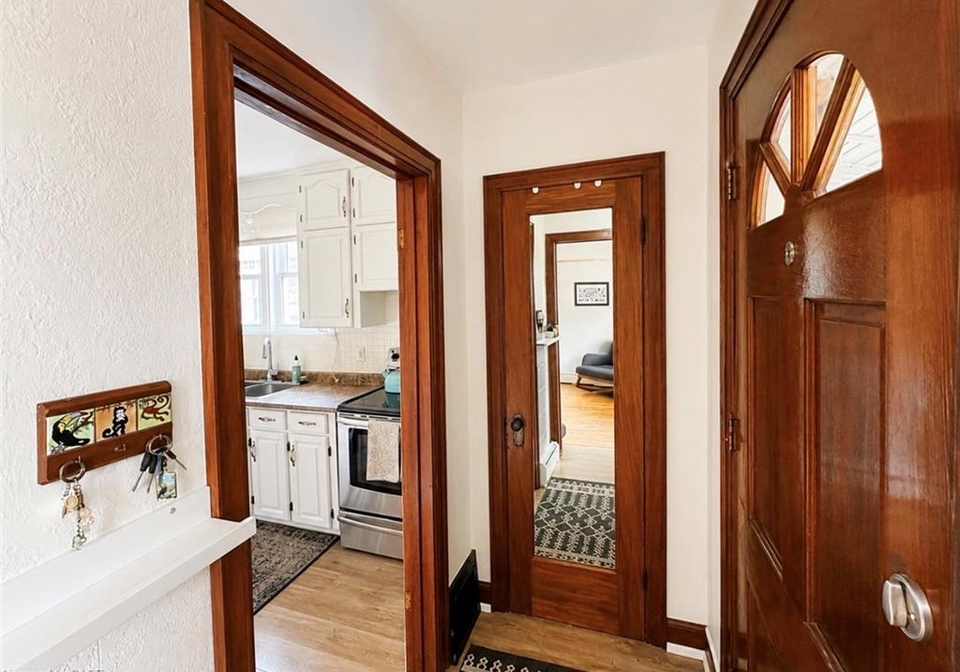 47-weir-street-s-hamilton-ontario-40844376