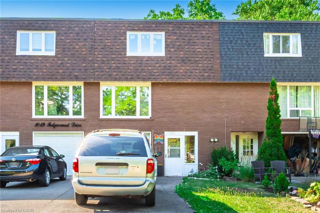 1021-falgarwood-drive-oakville-ontario-40844390