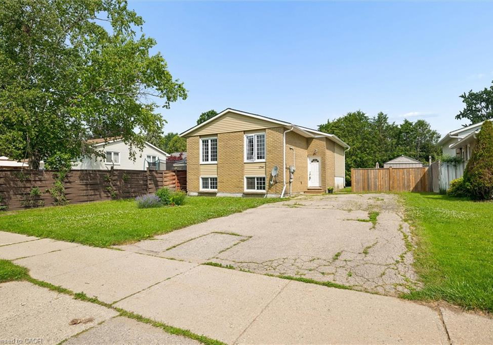 154-graham-crescent-stratford-ontario-40844397