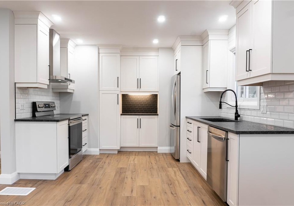58-perth-road-kitchener-ontario-40844405