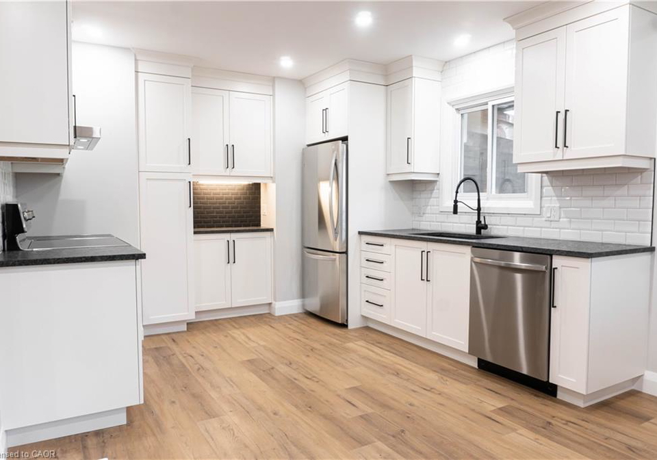 58-perth-road-kitchener-ontario-40844405