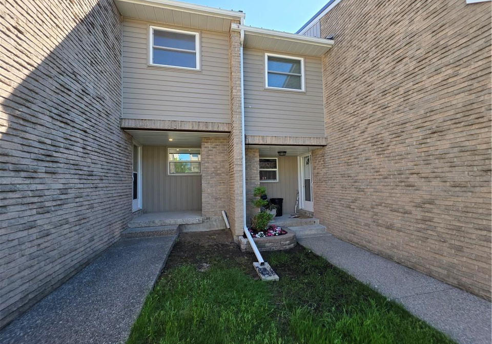 42-philip-place-kincardine-ontario-40844435