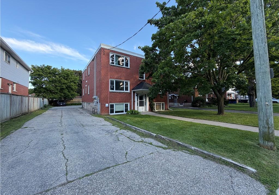 9-martin-avenue-cambridge-ontario-40844448