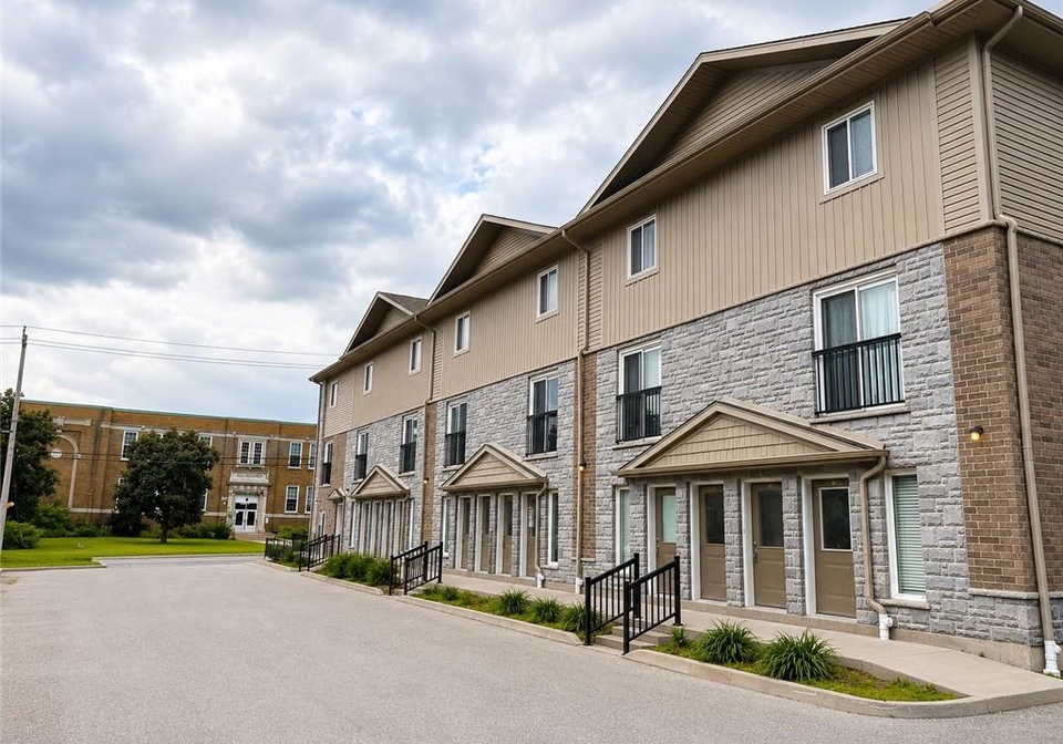 122-courtland-avenue-e-kitchener-ontario-40844453