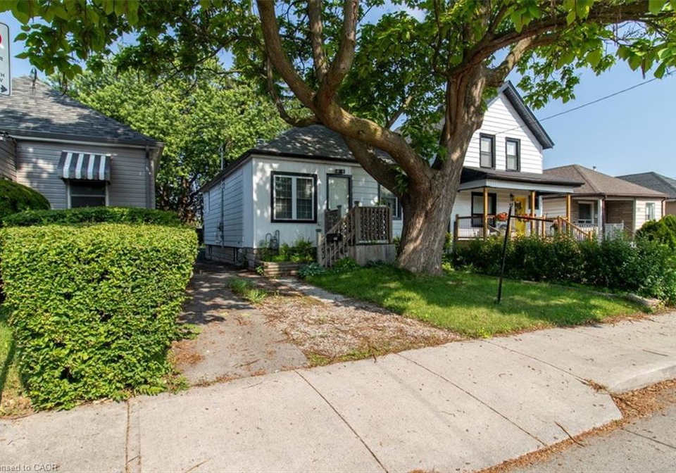 29-wexford-avenue-n-hamilton-ontario-40844458