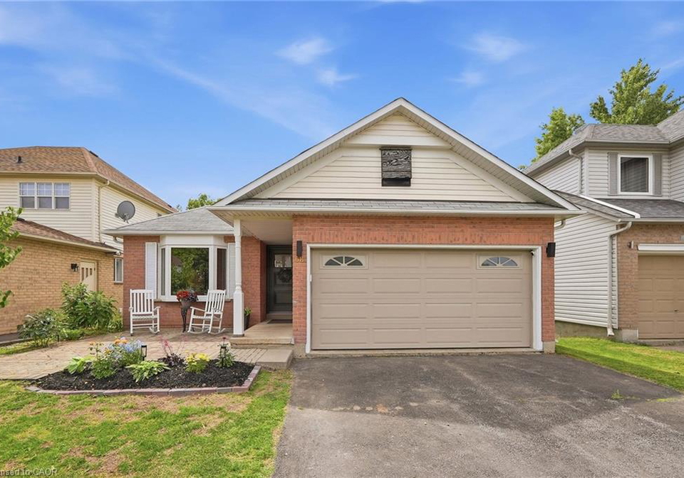 68-hilltop-drive-ayr-ontario-40844508