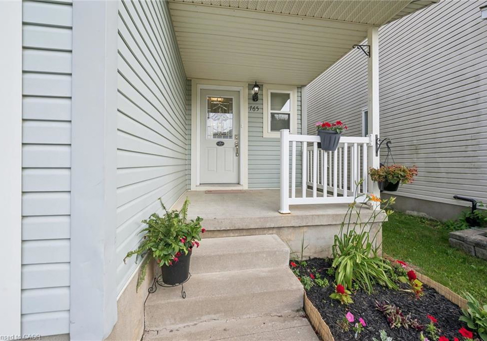 765-angler-way-waterloo-ontario-40844546