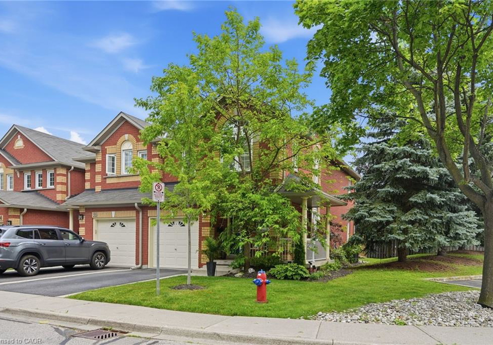 2022-atkinson-drive-burlington-ontario-40844602
