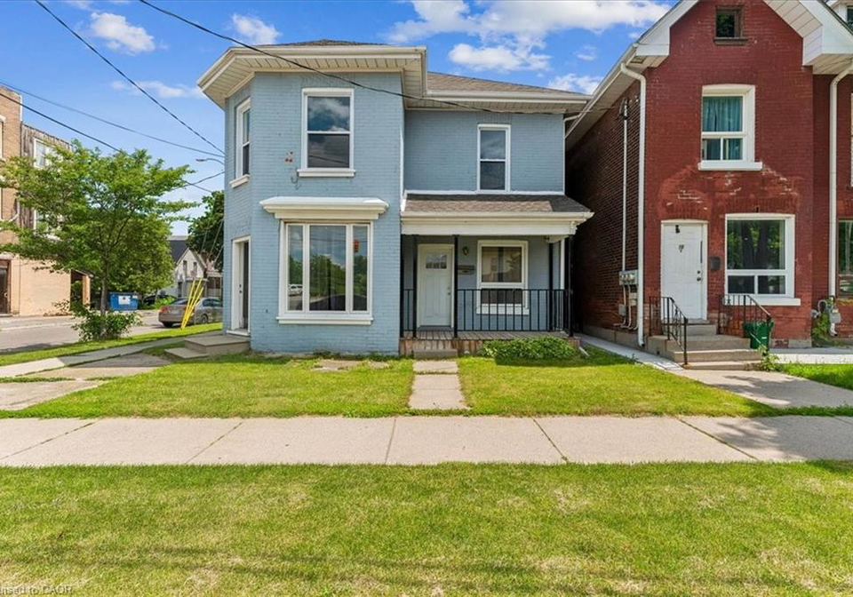 74-erie-avenue-brantford-ontario-40844608