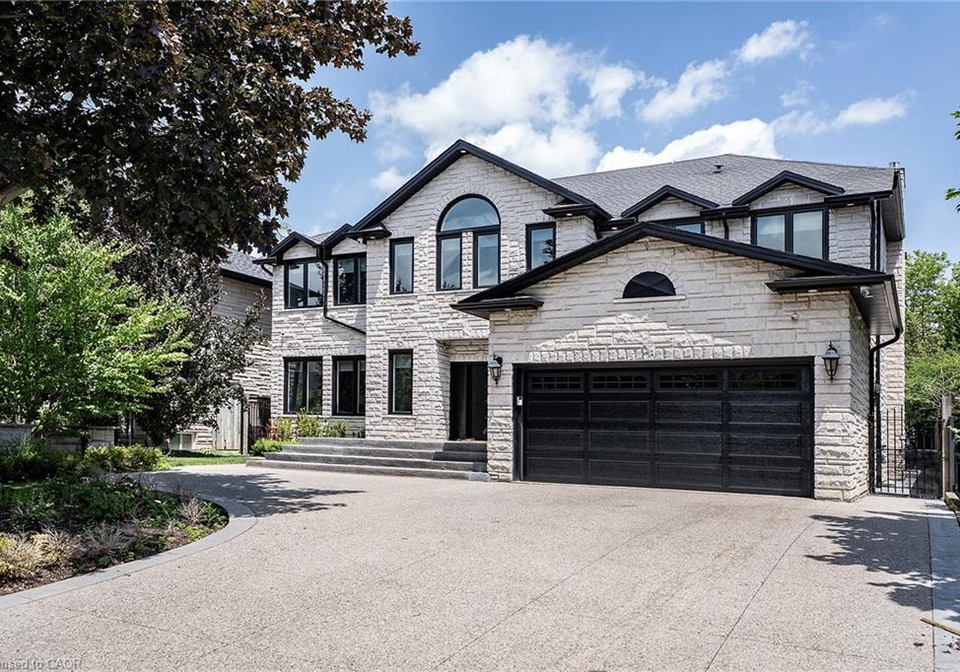 27-elodia-court-hamilton-ontario-40844617