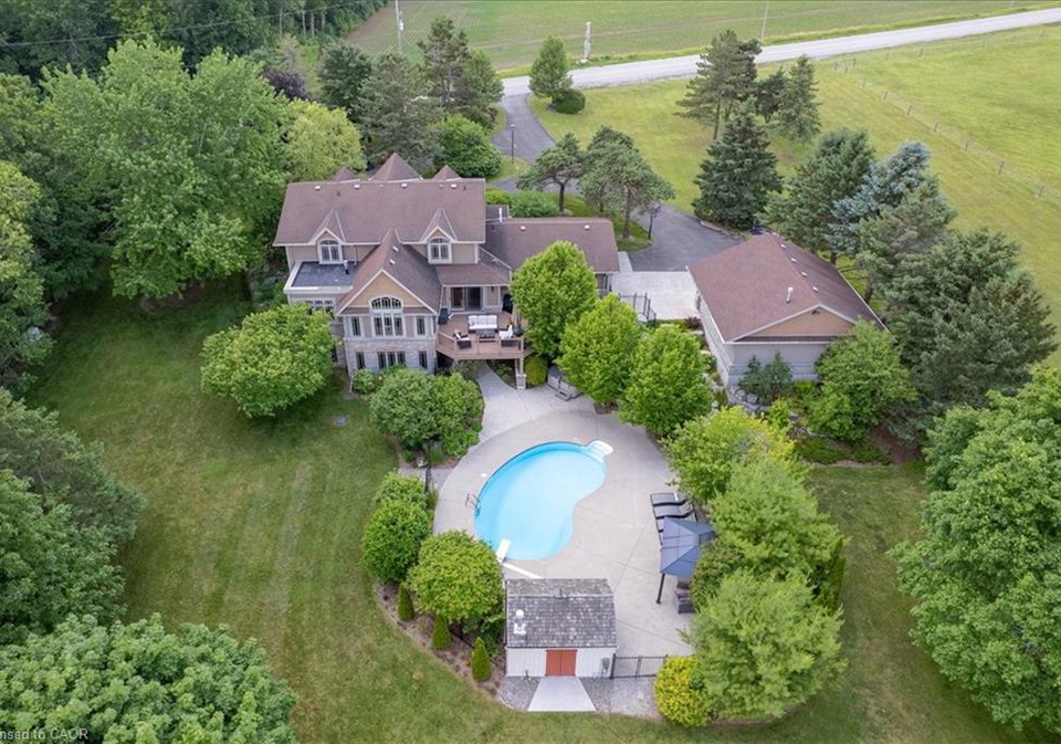 1635-sandhills-road-new-hamburg-ontario-40844632