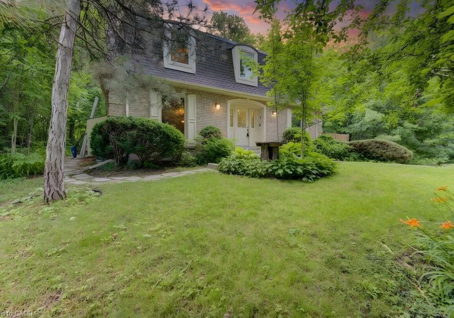 318-shakespeare-place-waterloo-ontario-40844646