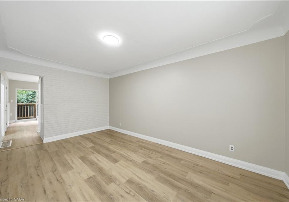 81-cambridge-avenue-hamilton-ontario-40844657