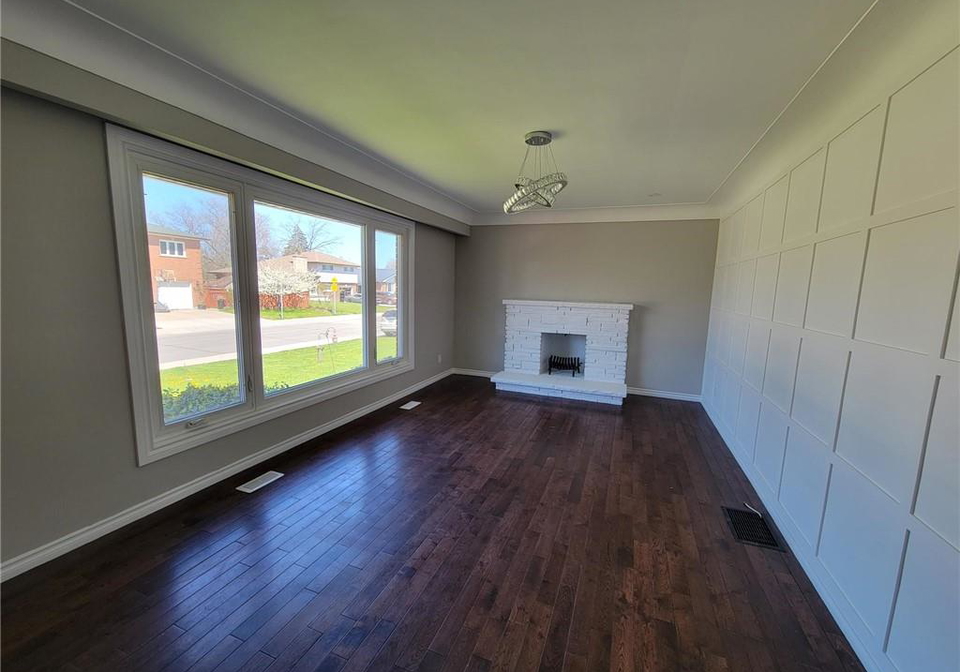 107-south-bend-road-w-hamilton-ontario-40844682