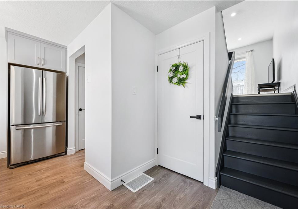 224g-harvard-place-waterloo-ontario-40844709