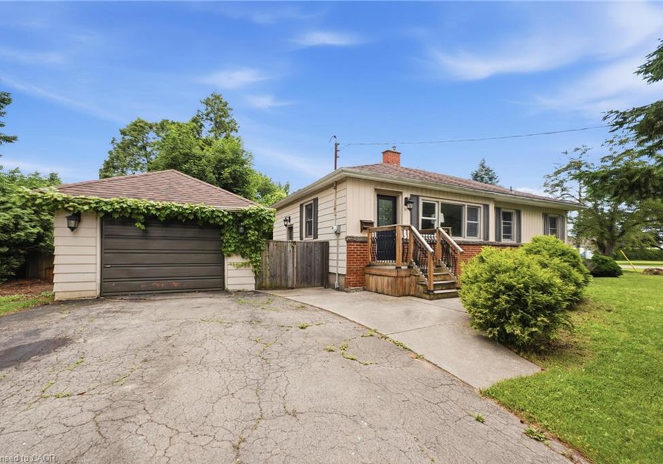 16-carrington-court-ancaster-ontario-40844710