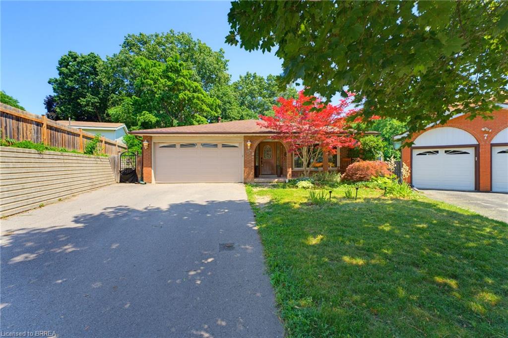 5-keeler-place-brantford-ontario-40844734