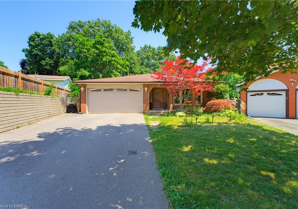 5-keeler-place-brantford-ontario-40844734