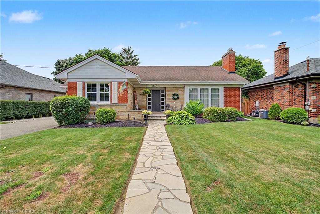 19-springfield-drive-brantford-ontario-40844735