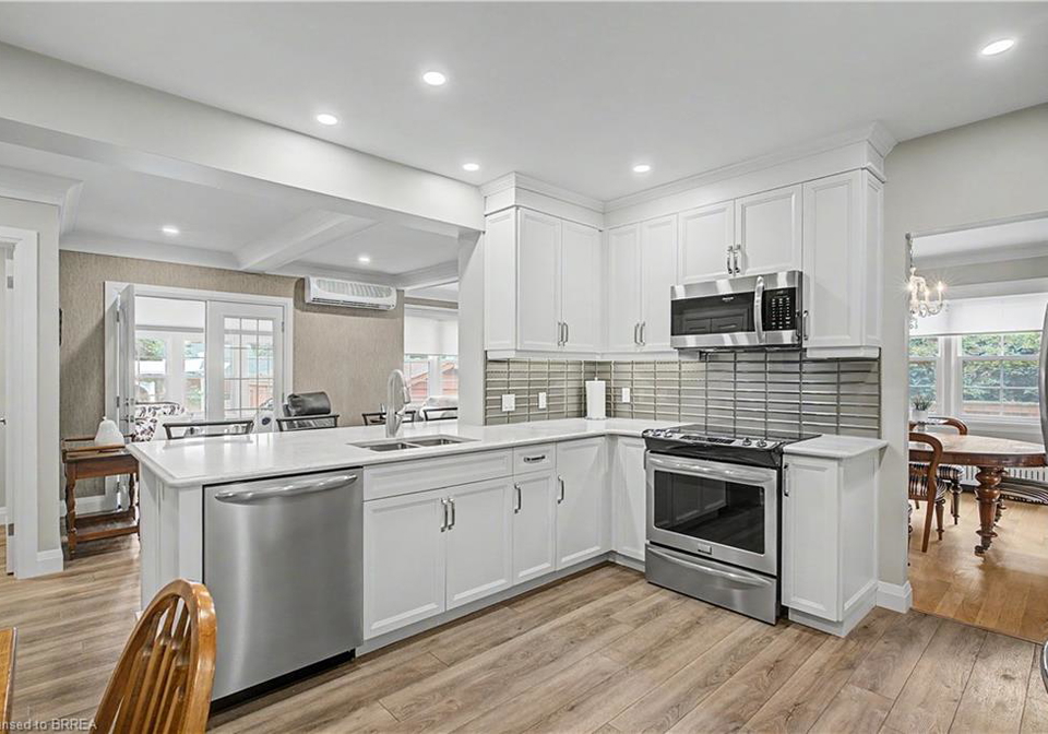 19-springfield-drive-brantford-ontario-40844735