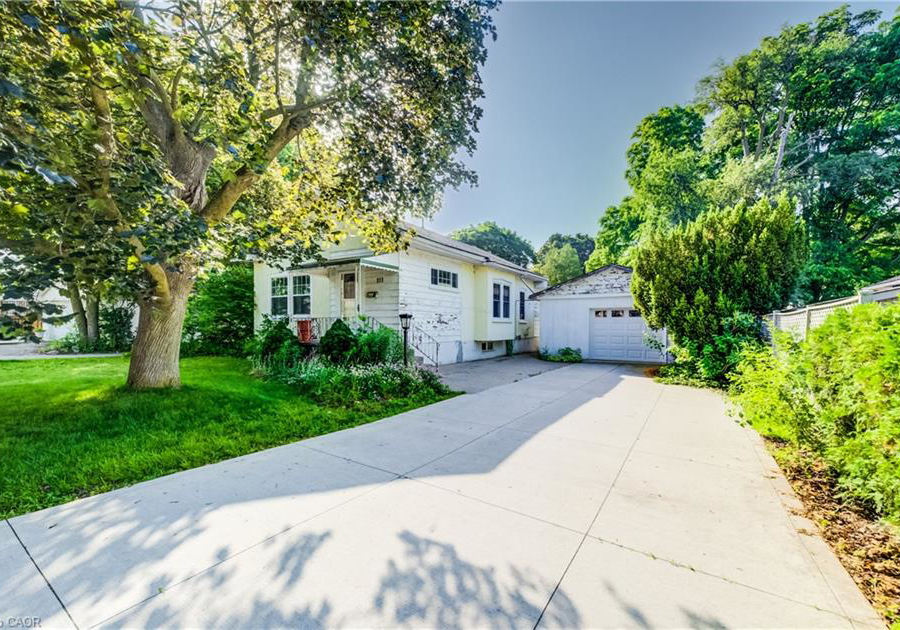 111-pinewood-avenue-cambridge-ontario-40844738