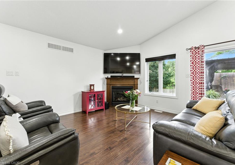 107-applewood-street-plattsville-ontario-40844750