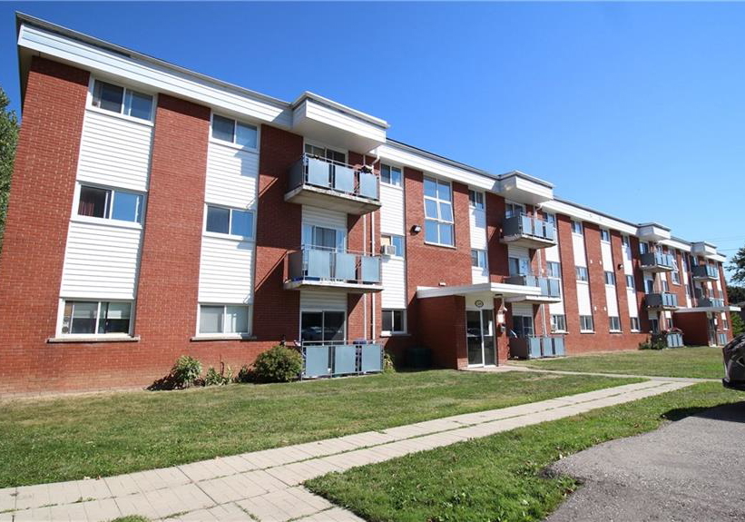 527-parkside-drive-waterloo-ontario-40844773
