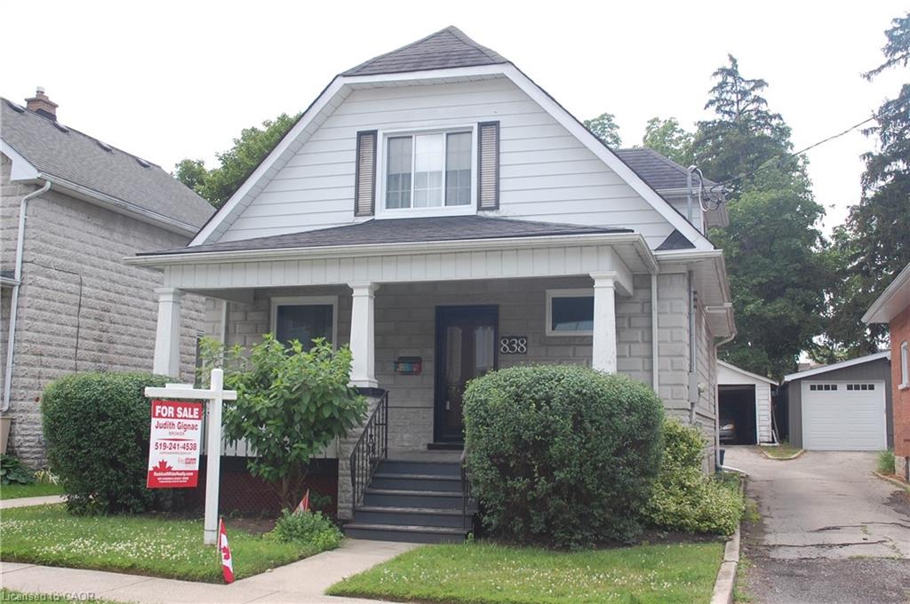 838-moore-street-cambridge-ontario-40844924