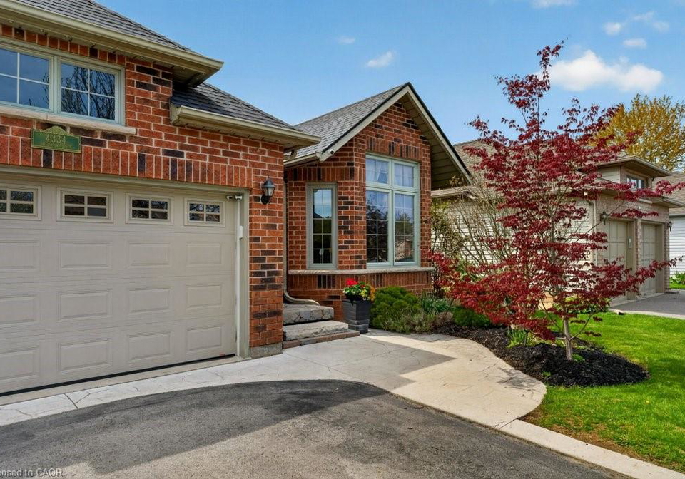 4334-arejay-avenue-beamsville-ontario-40844949