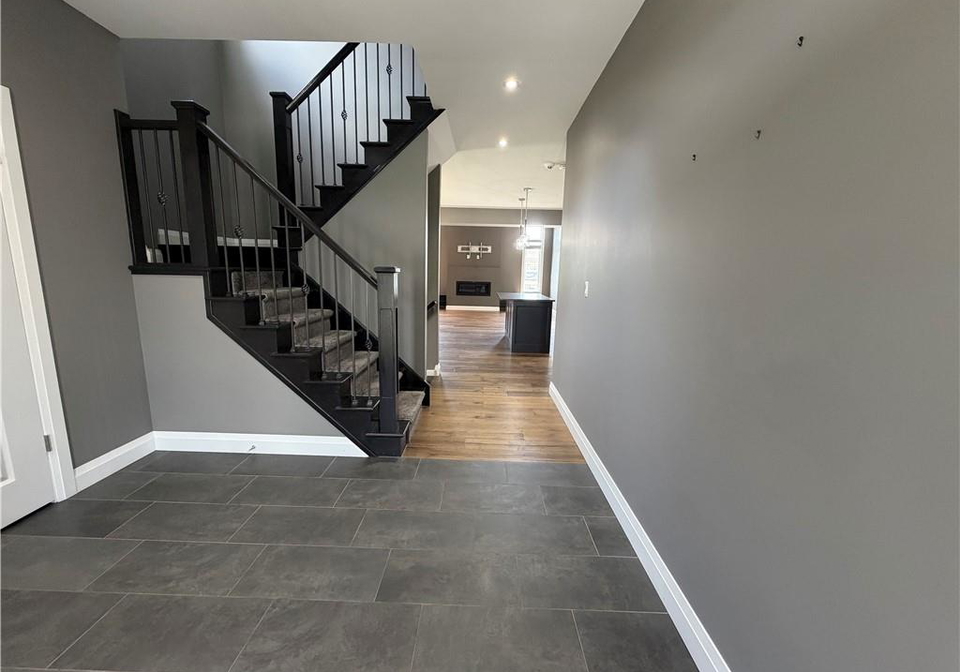 502-sundew-drive-waterloo-ontario-40844971