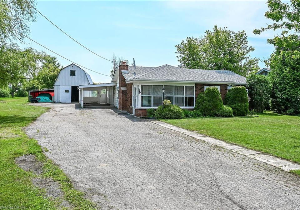 114-second-road-e-stoney-creek-ontario-40844981