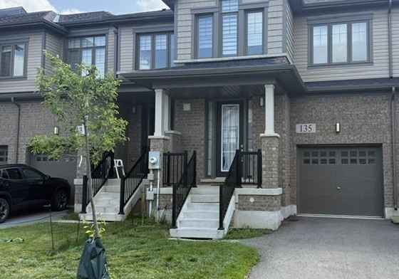 135-freedom-crescent-hamilton-ontario-40844989