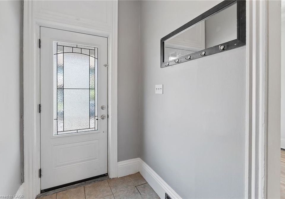 40-ashley-street-hamilton-ontario-40845000