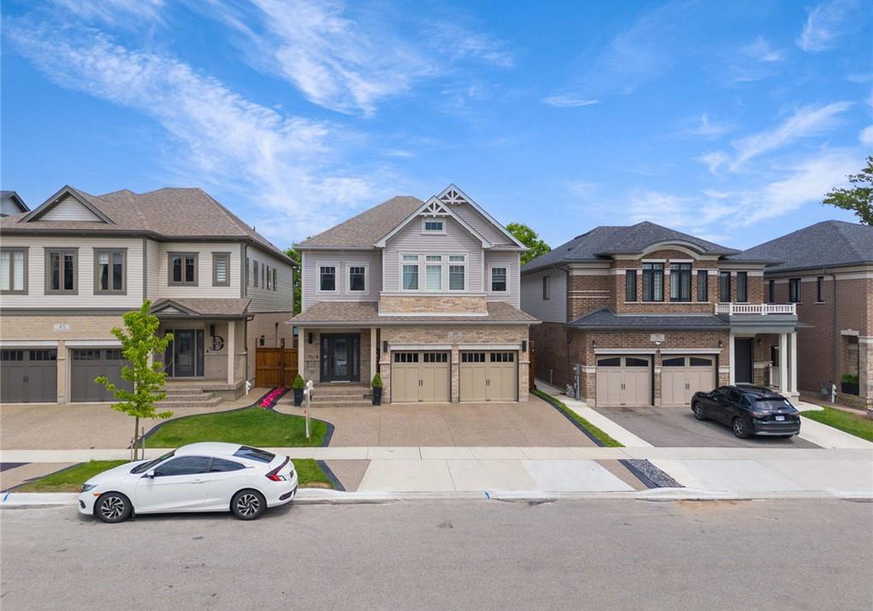 49-scots-pine-trail-kitchener-ontario-40845019