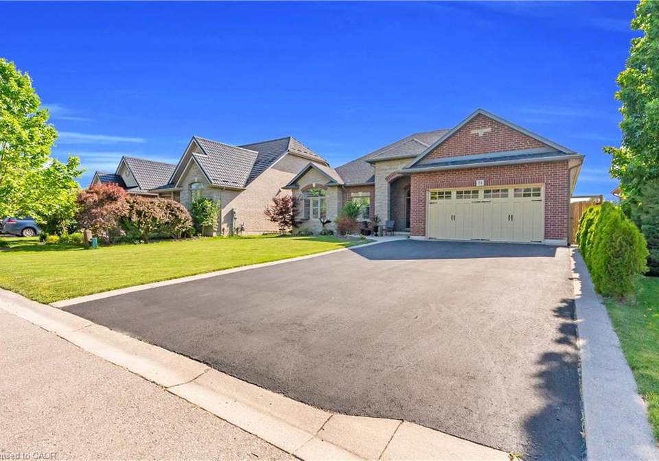 71-newport-lane-port-dover-ontario-40845034