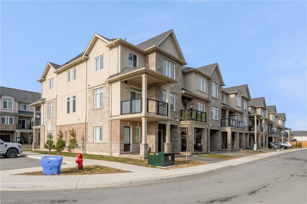 40-zinfandel-drive-hamilton-ontario-40845056