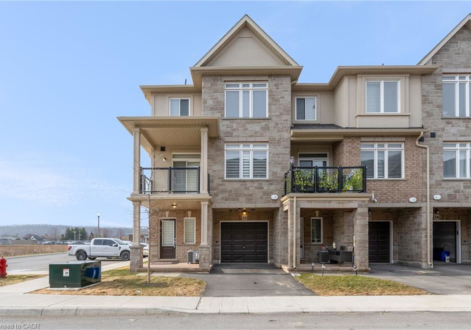 40-zinfandel-drive-hamilton-ontario-40845056