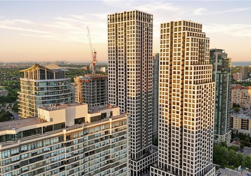 02-30-elm-drive-w-mississauga-ontario-40845075