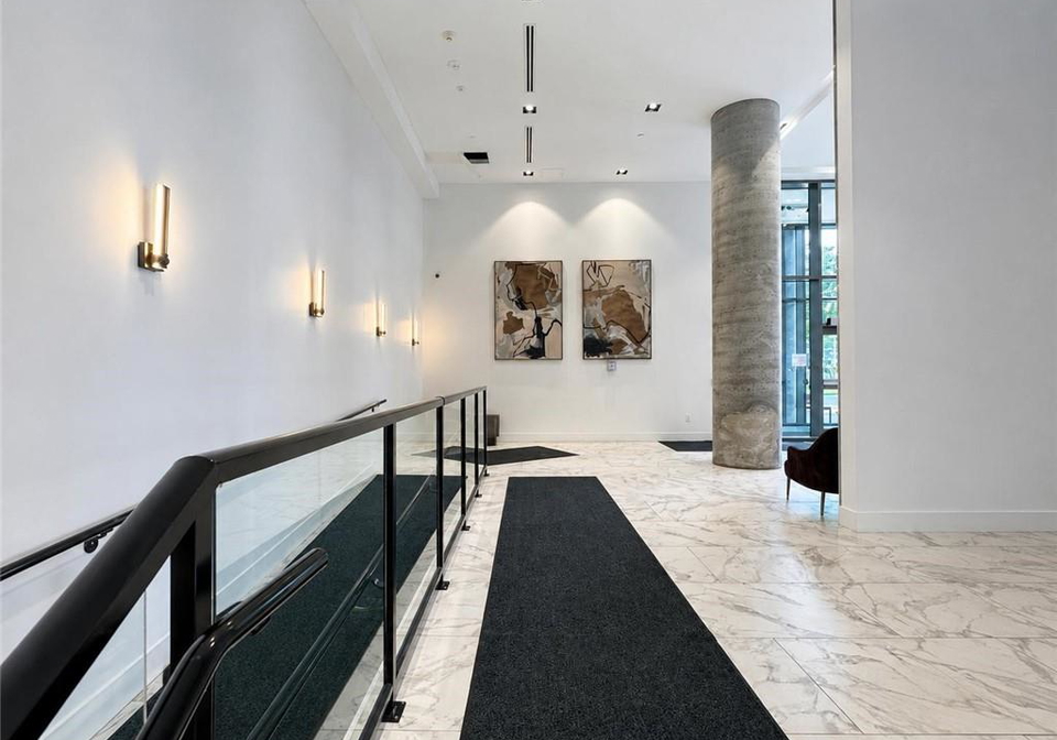 15-wellington-street-s-kitchener-ontario-40845101