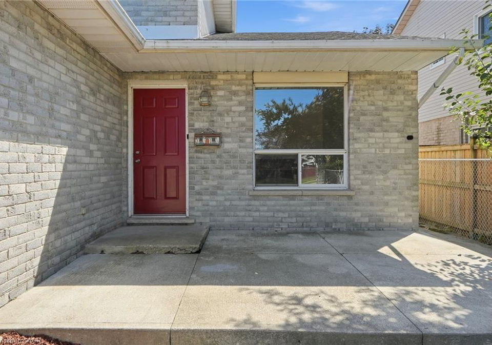 448-stone-church-road-e-hamilton-ontario-40845118