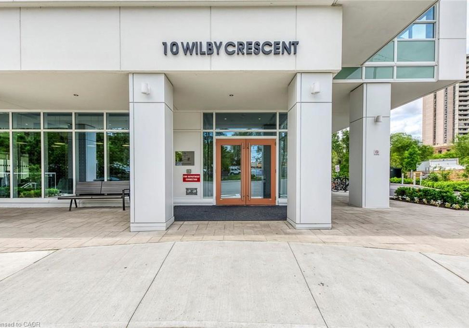 10-wilby-crescent-toronto-ontario-40845138